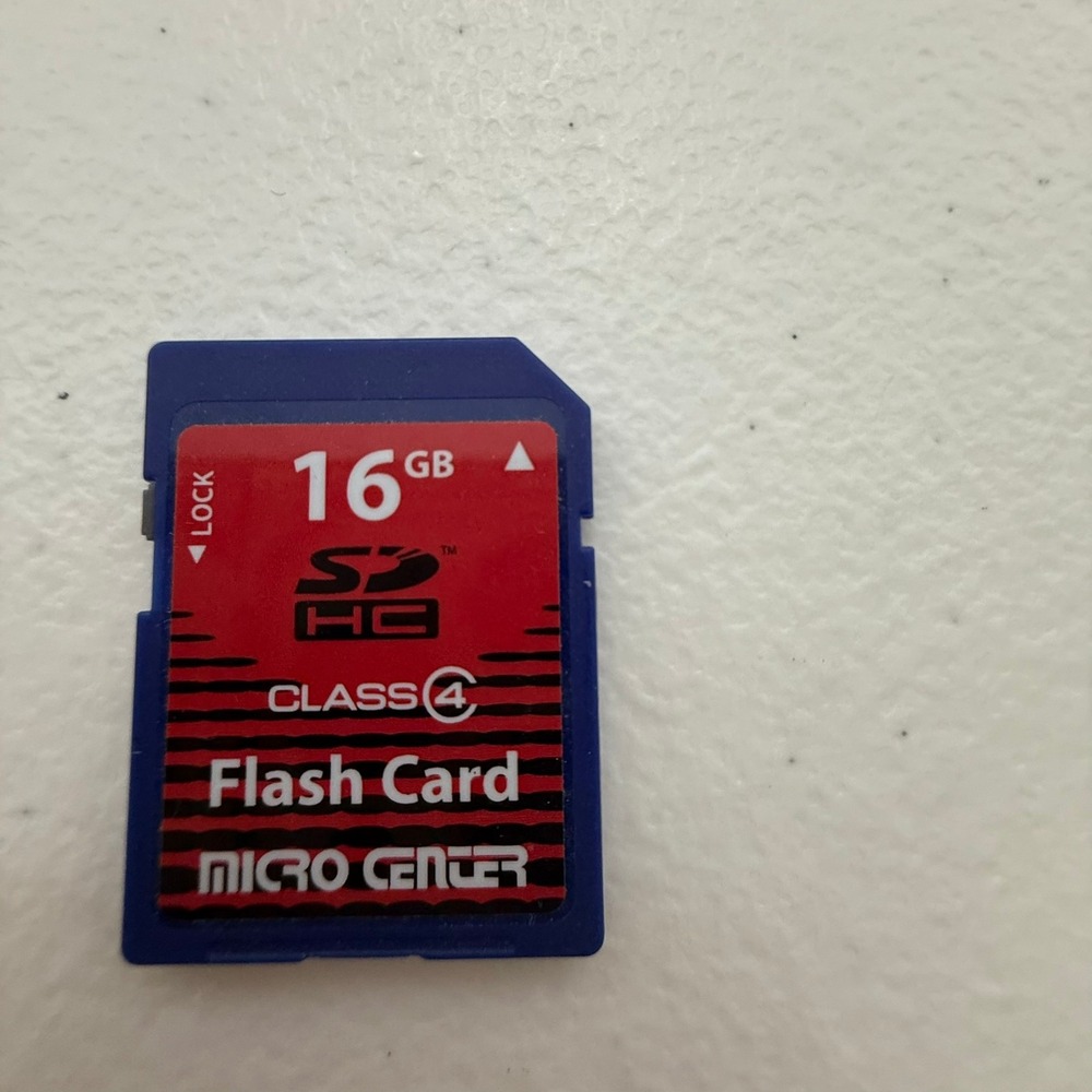 Micro Center 16GB SDHC Class 4 Flash Card Blue Memory Card for Cameras SDHC16GB